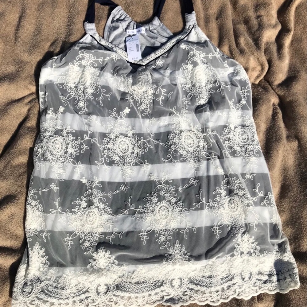 Maurices size 1 navy and white striped w lace